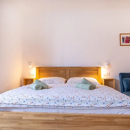 Lägenhet Ve Stredu Deni Poděbrady